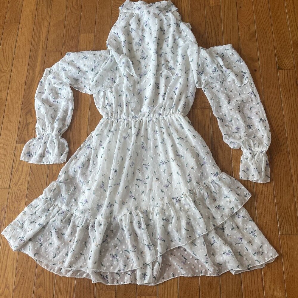 The fashion poet Clip Dot Cold Shoulder Long Sleeve White Floral Ruffle Dress S‎